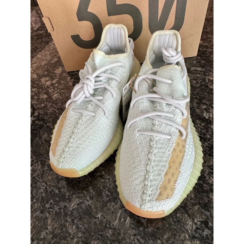 Adidas Yeezy Boost 350 V2 Hyperspace EG7491 Mens Size 6.5 Pale‎ Blue Green Gum